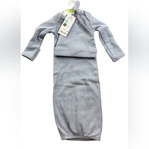 Light Blue Ribbed Baby Gown Preemie With  Hat Carter's Brand